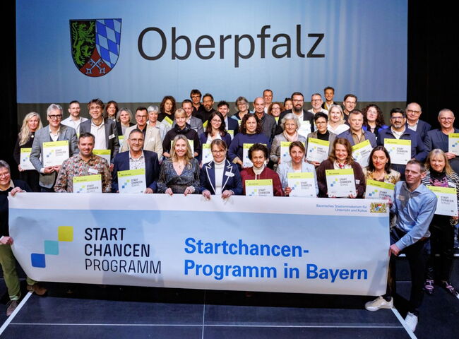 Gruppenbild Auftaktveranstaltung Startchancenprogramm