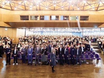 Gruppenbild Auftaktsveranstaltung Startchancenprogramm
