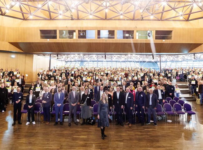 Gruppenbild Auftaktveranstaltung Startchancenprogramm